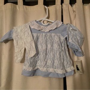 NWT three piece blue and lace set with bonnet